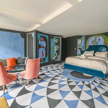 Exceptional In Saint Germain Des Pres Appartement
